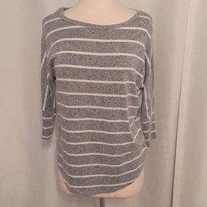 Gray and white thin sweater top